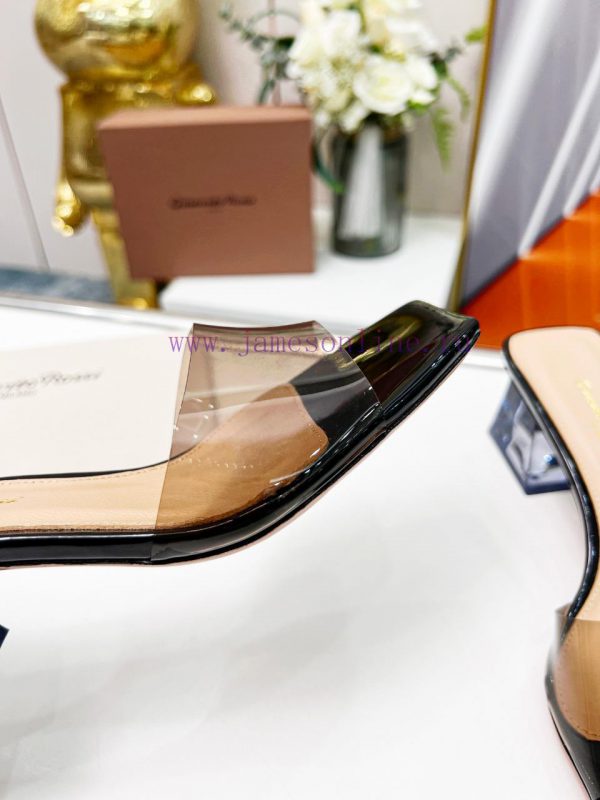 ???????? ?????Gian VitorossiGianvito rossi                         The brand's iconic contrajaw68xp5 - Image 9