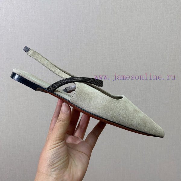 The classic inspiration of BRUNELL CUCINELL rear air flat sandals defines the modern and eleem1axihn - Image 4