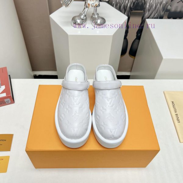 Top tierL Lv brand 2024 vs Spring new casual shoe seriesSponge cake thick soled casual shoesyuh5qj1t