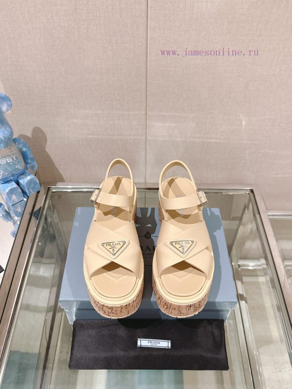 -24Fw Spring/Summer New Prada Wood Grain Thick Bottom Cross Rubber SandalsThis rubber sandalwufncmaa