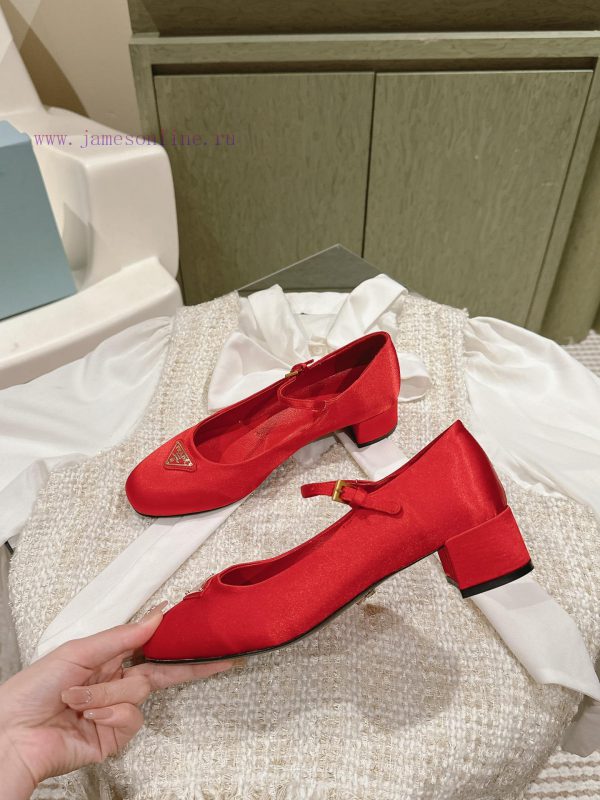 | ²⁰²4 ??  ??Prada's new spring and summer collection of stunning Mary Jane shoes is so surukmppb7t - Image 3