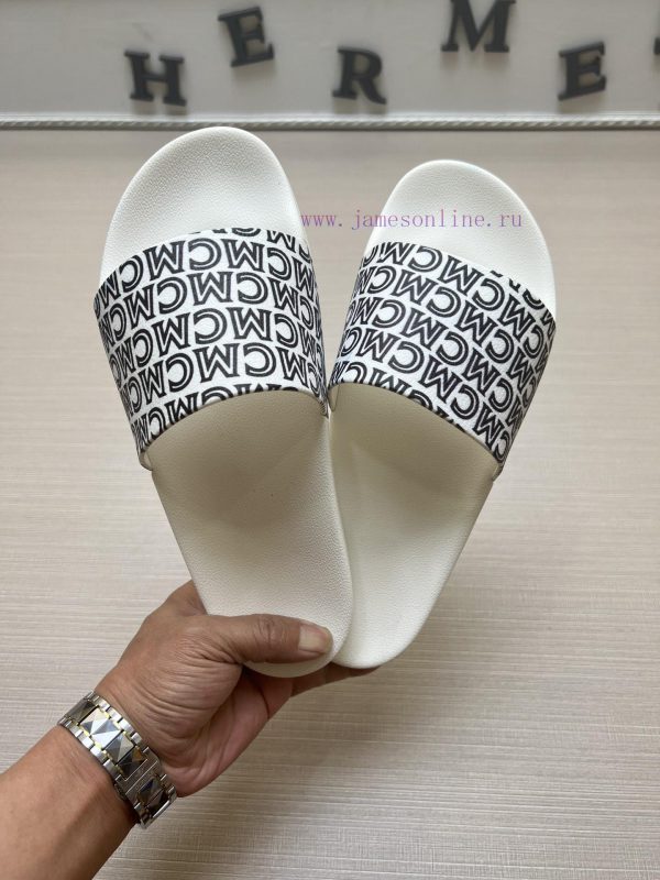 MCM's latest popular fashion slippers, with original 11 mold opening on the official website01toaf49 - Image 3