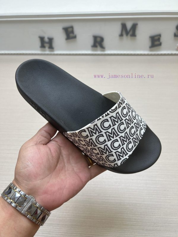 MCM's latest popular fashion slippers, with original 11 mold opening on the official websiteods1sj1k