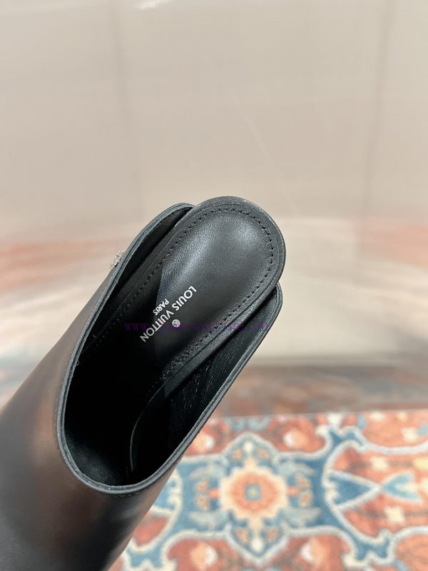 ️  LV Louis Vuitton is cute and very youthful, without any fear of showing off short legs. Apgkoky0k - Image 7