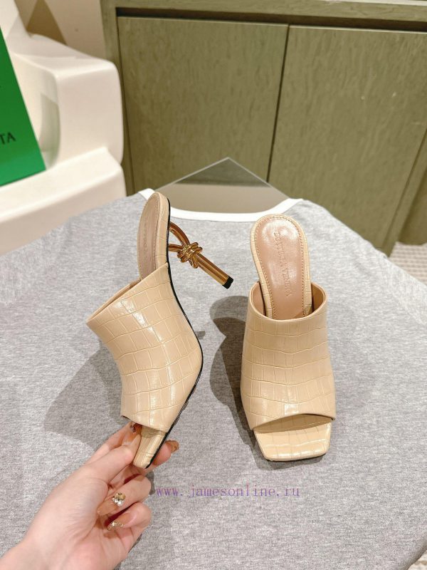 | ²⁰²4 ??  ?? BV Knot series metal heel slippers with high heels~Original version and 8.5 1:40m67yb5 - Image 3