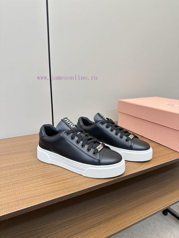 Miumiu Miumiu ? 2024 new top casual white shoesNew release of casual white shoes and hard gonl95bx6q - Image 3