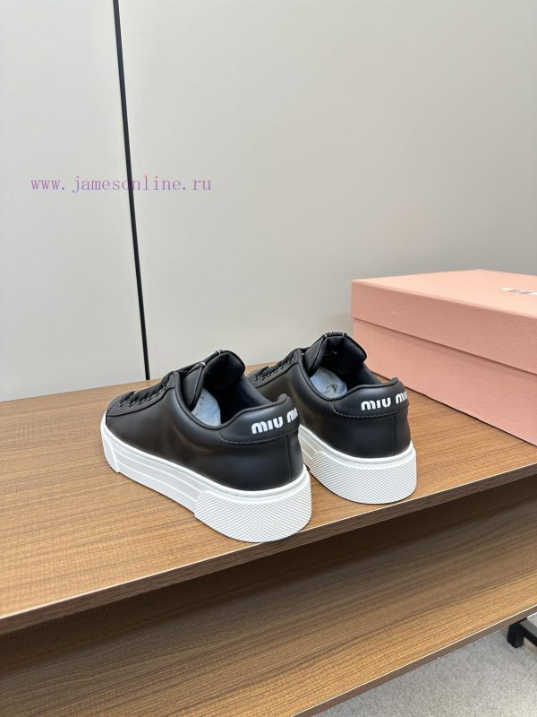Miumiu Miumiu ? 2024 new top casual white shoesNew release of casual white shoes and hard gonl95bx6q - Image 5