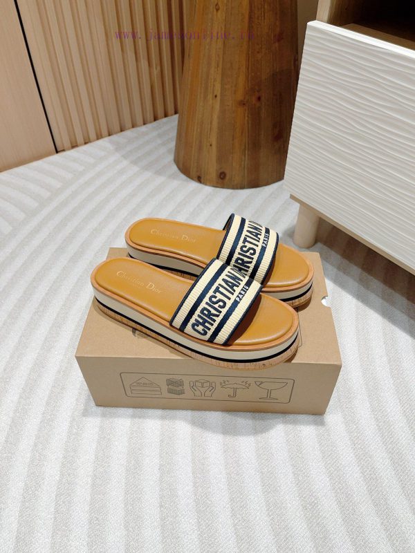 -Blue bar24Ss new Dior Riviera Dway embroidered thick soled slippers in jelly colorThis Dway93bvxedq - Image 5