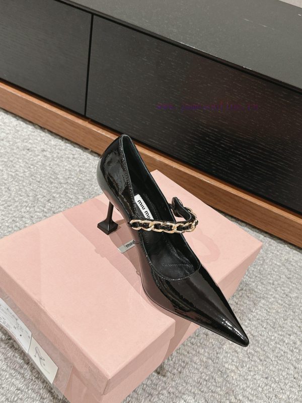 Top qualitymiumiu ss24 new arrival～MiuMiu | Classic pointed high heelsElegant yet sophistica1msipdnq - Image 5