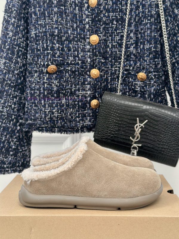 UGG Oil Chicken 24ss Autumn and Winter New Wool Baotou TowHalf dragged snow bootsSimple and y10jp52i