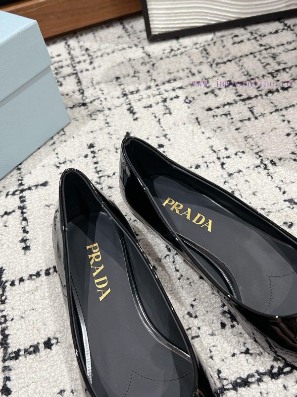 Top qualityprada ss25 new arrival～P Home 2025 Early Spring New Product: Post Air Pointed Higwix9vzzq - Image 9