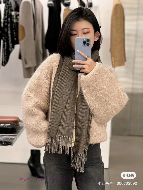️ Ultimate ‼ I only make a replica of this year's hottest scarf. The world is scrambling for8hs217e2