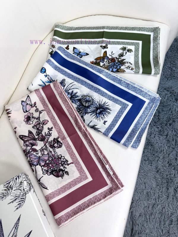Mexican FlowersFabric made of real silkSize 90 * 90Color: Blue, Pink, GreenThis white squaredhmgvr4b - Image 10