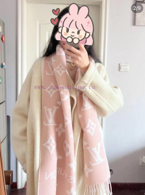 𝐋𝐨𝐮𝐢𝐬𝐕𝐮𝐢𝐭𝐭𝐨𝐧 Popular "ESSENTIAL2 Scarf"Size 186x34cm 100% combed woolExtend the distance betswc771yn - Image 12