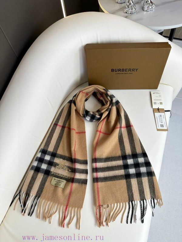 The 2023 Burberry Welfare Edition has arrived with embroidered warhorses made of top-quality32a22dgt - Image 8