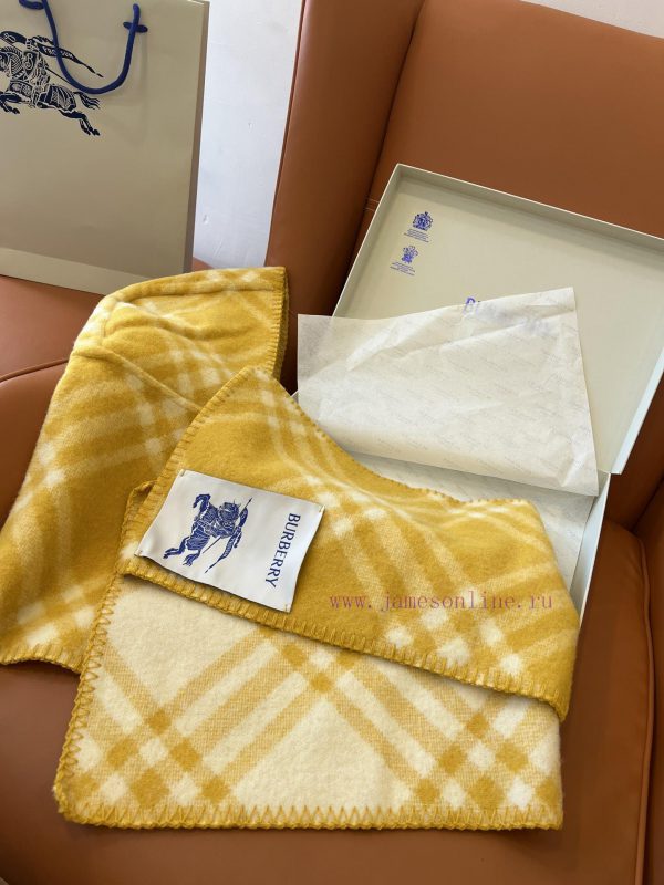 𝐁𝐮𝐫𝐛𝐞𝐫𝐫𝐲 New "plaid hooded scarf" Autumn pear yellowSize195x30cm 100% cashmereClassic plaid gtb5tpxr - Image 5