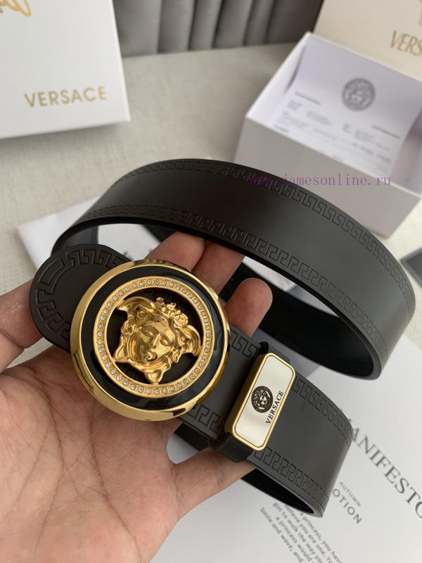 Versace. Versace ️Hanging buckle, classic human head pure copper hanging buckle, photographe 5mcu7zt1