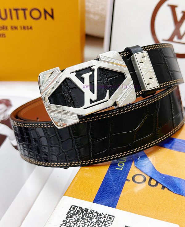 Belt LV Louis Vuitton replicaThe waistband is made of 100% cowhide, ensuring genuine leather 900v48vn
