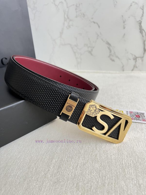 Versace. Versace Belt and BeltsHanging buckle, classic human head made of pure steel materia m24u82mm