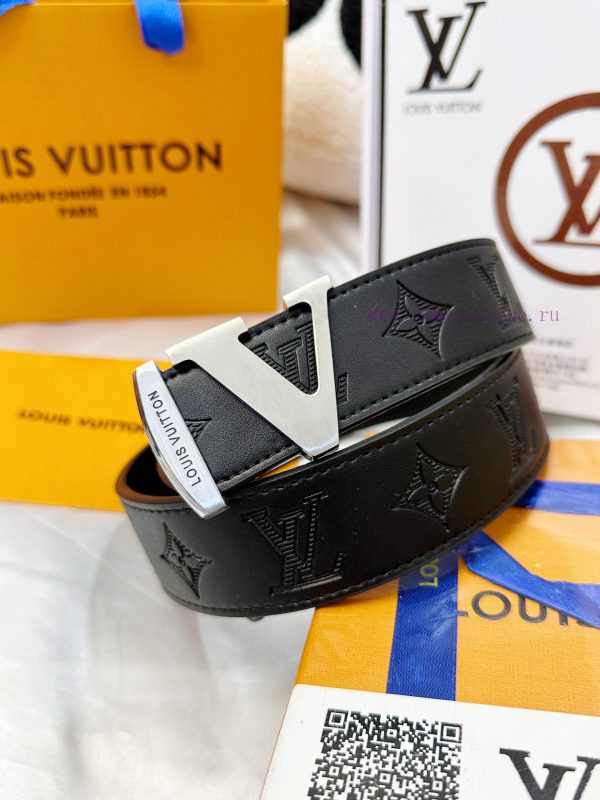 Belt LV Louis Vuitton's top tier replicaThe waistband is made of 100% cowhide, ensuring a V- br8c7q0j