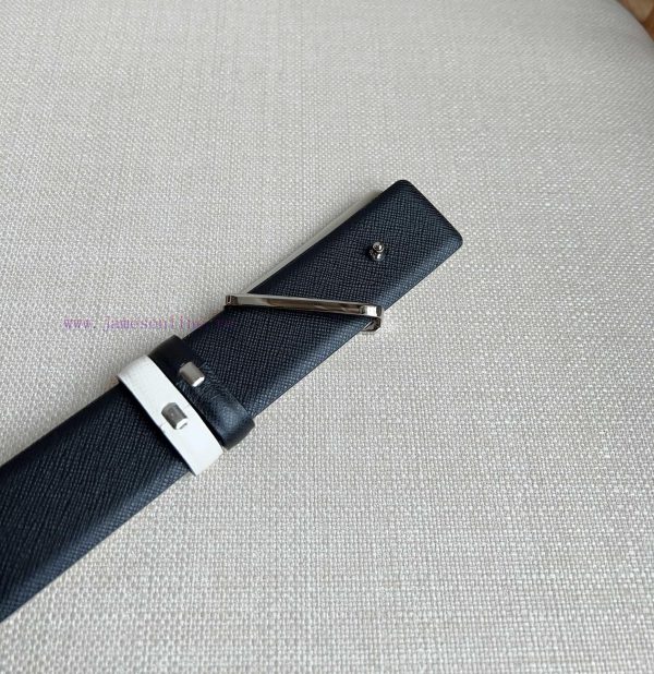 PRADA's buckle style waist belt comes from a multifunctional combination accessory series th ypmxw244 - Image 7