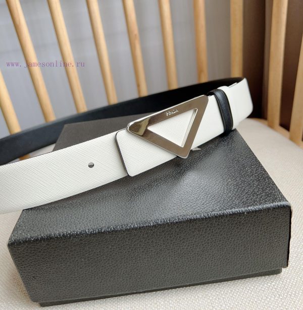 PRADA's buckle style waist belt comes from a multifunctional combination accessory series th ypmxw244 - Image 8