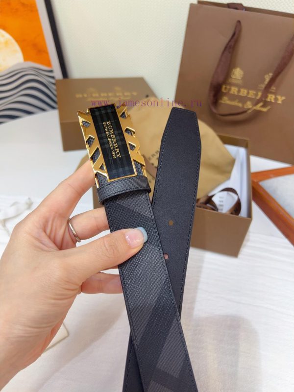 The new Burberry belt is synchronized with the new Italian made belt, made of selected smoot 8b7wyny3