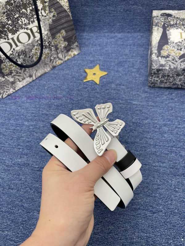 Dior 550 2.0cmThis 30 Montaigne Avenue belt is inspired by a handbag of the same name and is iwwpral1 - Image 4
