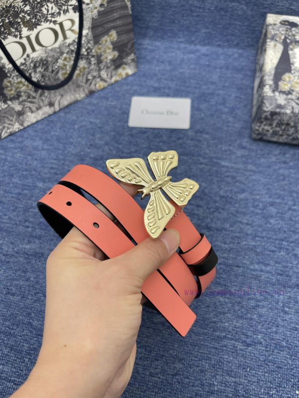 Dior 550 2.0cmThis 30 Montaigne Avenue belt is inspired by a handbag of the same name and is amjbvyee - Image 4