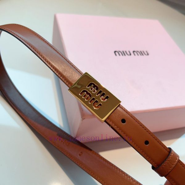 This leather belt is the ideal choice to enhance the unique style and tasteThe eye-catching i4iv48h8 - Image 3