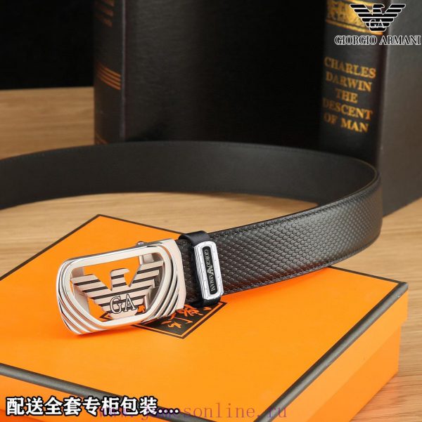 High end quality, physical photographyComes with a complete gift boxArmani productsBuckle ma 0mxvxmo1