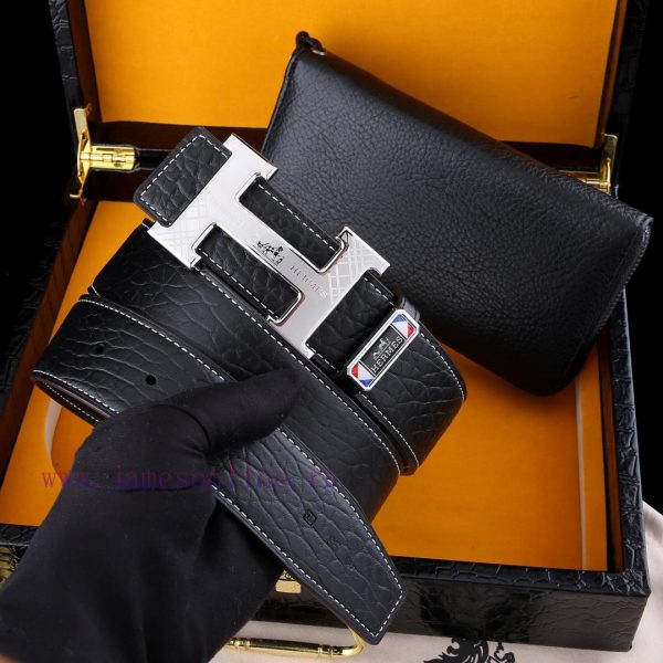 MADE IN FRANCEWooden box with accompanying picturesHERME @ Belt+Wallet SetBuckle material: T r5raw6ox