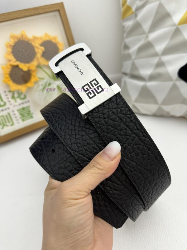 Givenchy beltMaterial: Leather Belt with 100% Head Layer. The leather belt is guaranteed to xs5zu3uj