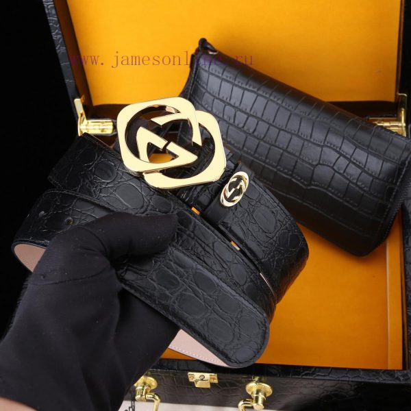 MADE IN ITALYWooden box with accompanying picturesGUCC @ Belt+Wallet SetBuckle material: Two kn4eeeky