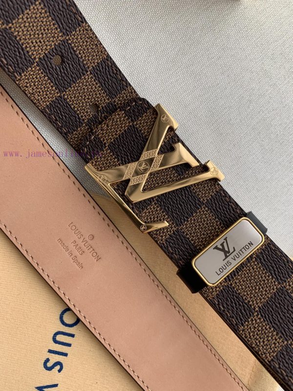 LV... Louis Vuitton ️Hanging buckle, taking pictures of actual objectsMaterial: First layer epyk290d - Image 4