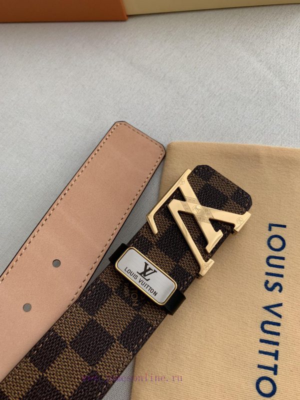 LV... Louis Vuitton ️Hanging buckle, taking pictures of actual objectsMaterial: First layer epyk290d - Image 5