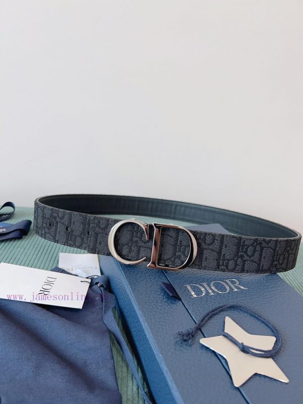 High end quality, physical photographyComes with a complete gift boxDIOR material, milkshake td2f4tl9