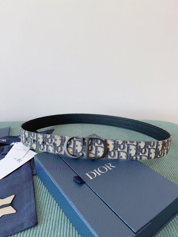 High end quality, physical photographyComes with a complete gift boxDIOR material, milkshake u4yprcvw