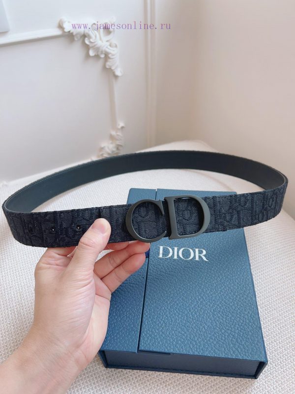 High end quality, physical photographyComes with a complete gift boxDIOR material, milkshake 2op3s1d3 - Image 7