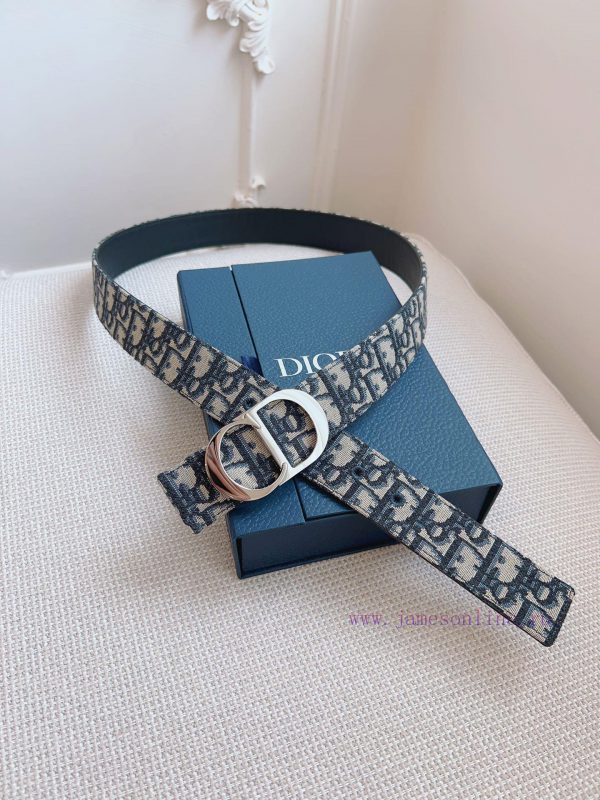 High end quality, physical photographyComes with a complete gift boxDIOR material, milkshake vc2s0fqy
