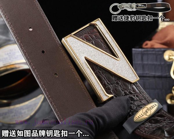 Deliver a Jaguar keychainComes with a complete set of wooden boxesJohnny'sThe material of th 2rbneumr - Image 8