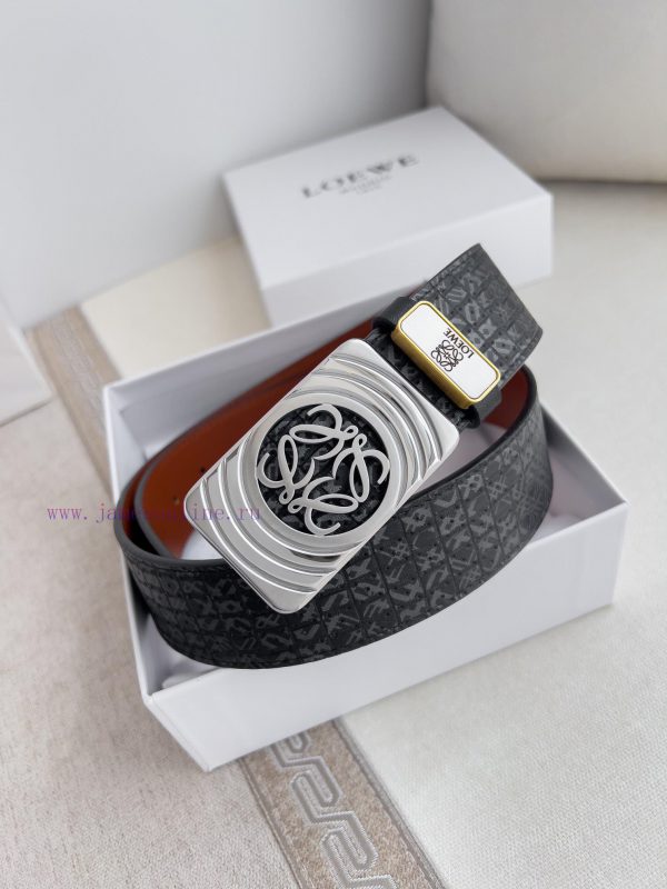 Luo Yiwei Loewe Belt ️ BeltBuckle, made of pure steel material, photographed in real lifeMat kznwy86a