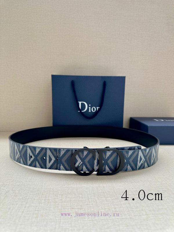 This 40mm double-sided belt with a width of 4.0cm combines elegant temperament with modern s 8m25uche