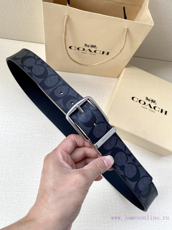 The COACH double-sided belt with a width of 3.8cm is made of classic logo canvas material on 519gt44v