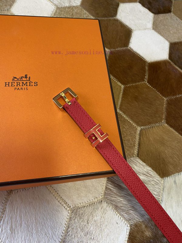 The new Pop H15 calf leather thin waistband in early spring is 15mm, with the belt loop deco kl4a777w