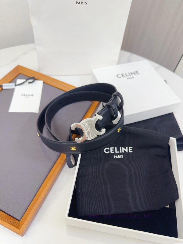 Celine has upgraded its materials with genuine IP plated steel buckles measuring 2.5 centime k5m4dqeb