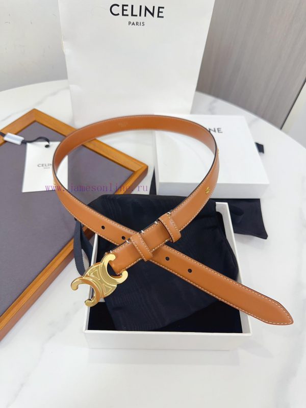 Celine has upgraded its materials with genuine IP plated steel buckles measuring 2.5 centime io2lp1g7