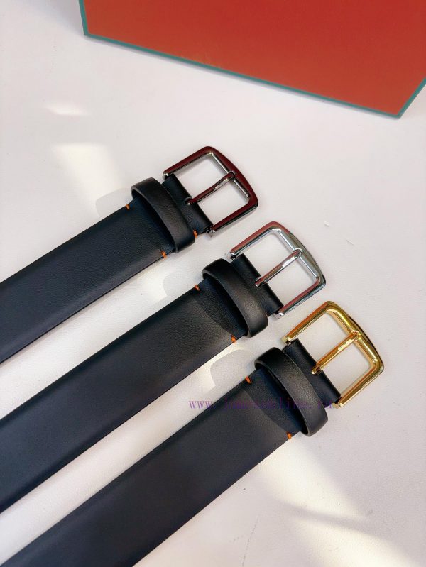 Loro Piana's belt is made of calf leather and handcrafted to give it a very soft and comfort lbsj3rgk - Image 9