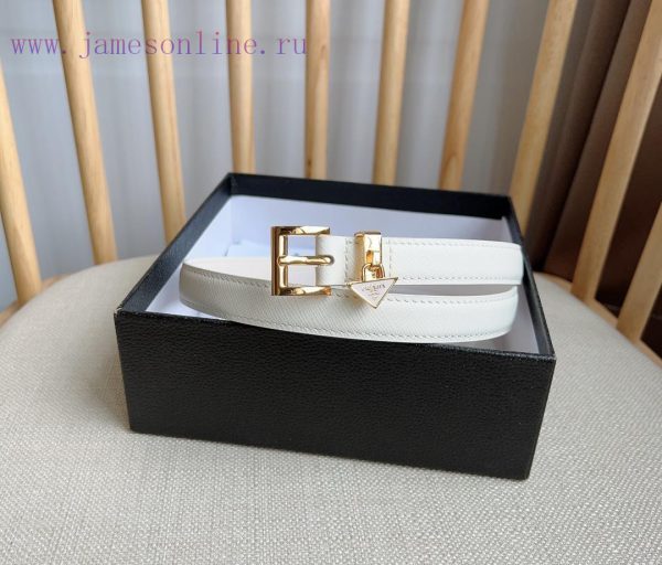 PRADA's elegant Saffiano belt showcases a feminine design with a soft and heartfelt triangul le6oglu6 - Image 6